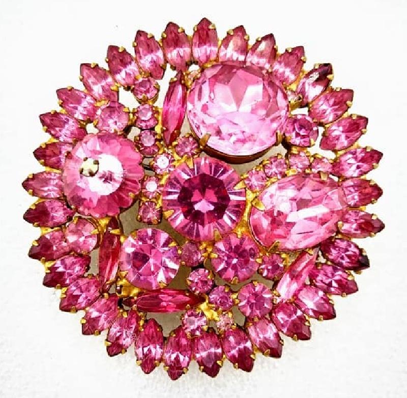 Front view of Pink Oval Brooch