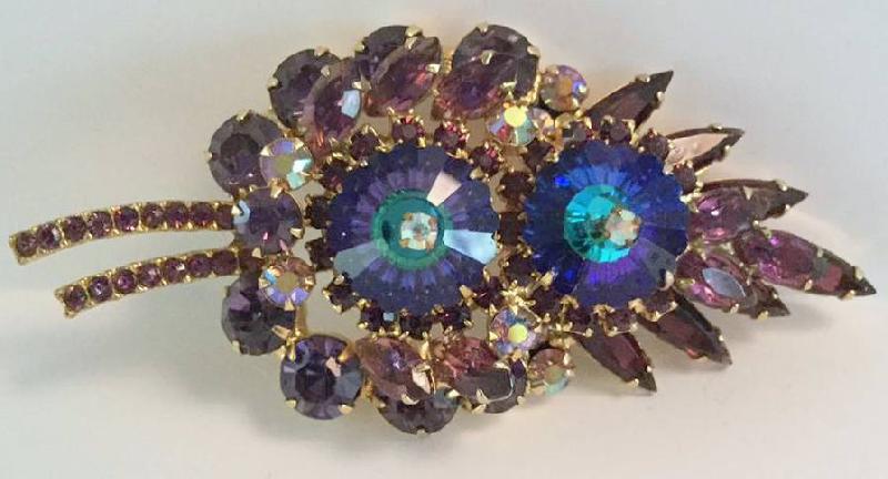 Front view of Purple (cardinal) Leaf Rivoli/Margarita Brooch