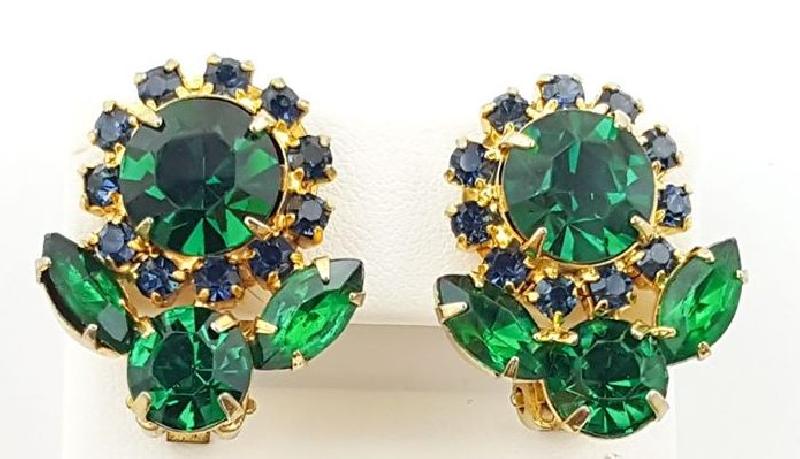 Front view of Green Navettes Earrings Clip