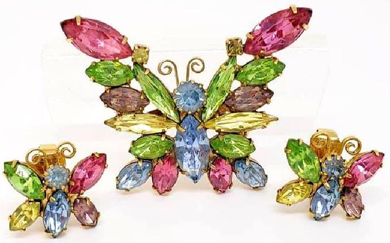 Front view of Pastel Navettes Brooch