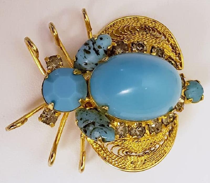 Front view of Turquoise Cabochons Plastic Brooch