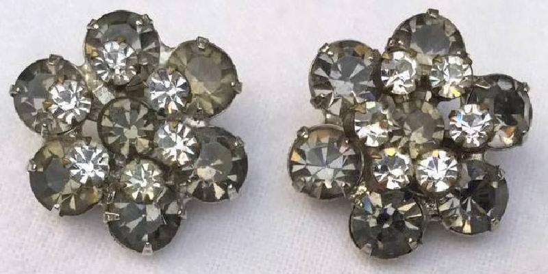 Front view of Gray (black Diamond) Chatons Only Earrings Clip
