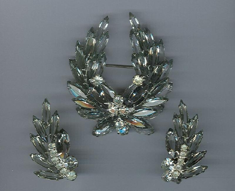 Front view of Gray (black Diamond) Navettes Brooch
