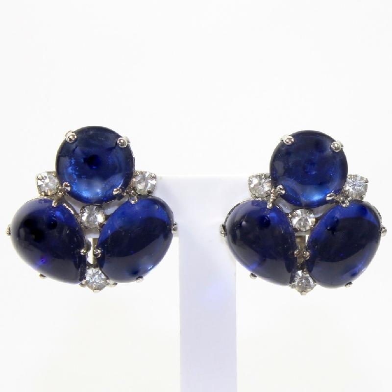 Front view of Blue Cabochons Earrings Clip