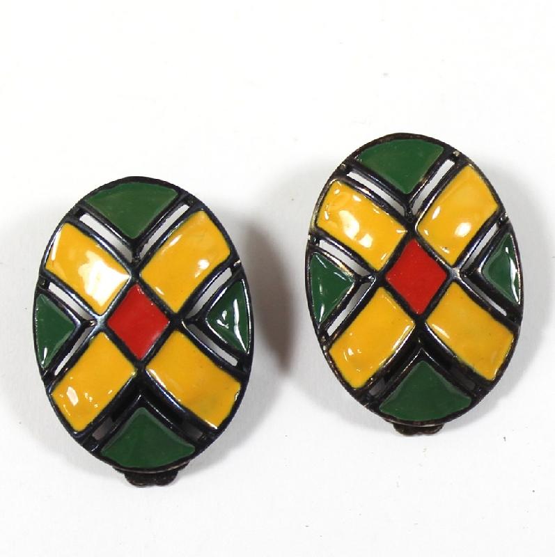 Front view of Multiple Colors Earrings Clip