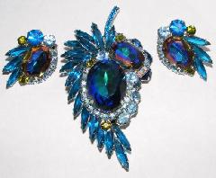 Blue Oval Multi-Color/Shaded Earrings Clip