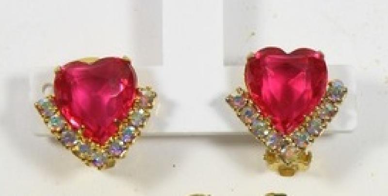 Front view of Pink Heart Earrings Clip
