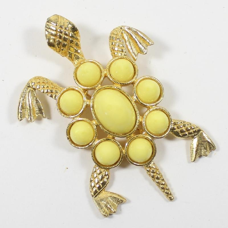 Front view of Yellow Cabochons Plastic Brooch