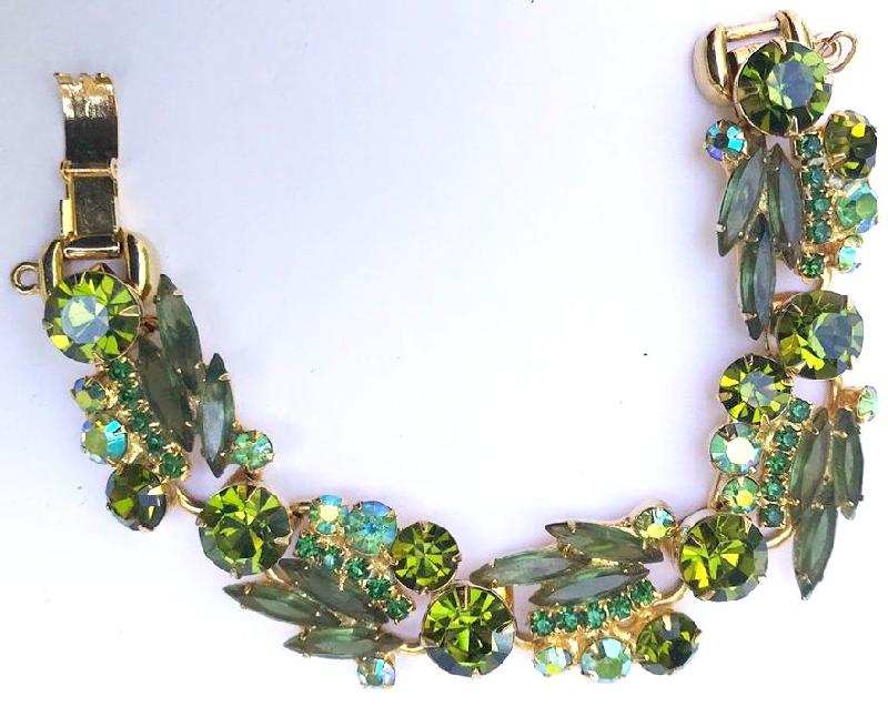 Front view of Green Navettes Bracelet 5 Link