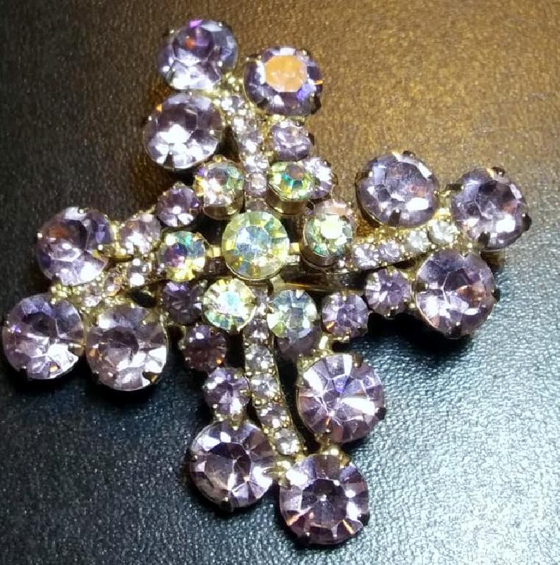 Front view of Purple (cardinal) Chatons Only Brooch