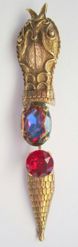 Front view of Red Oval Multi-Color/Shaded Brooch