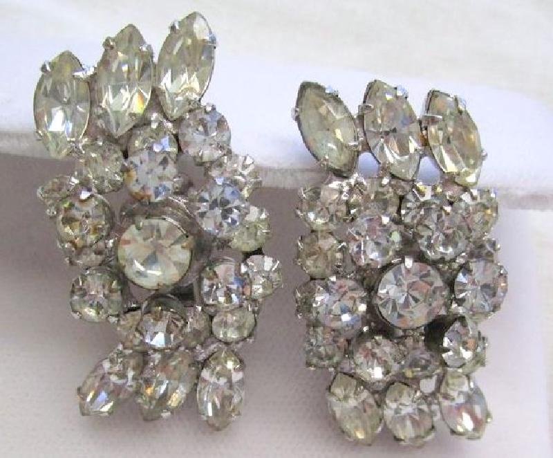 Front view of Clear Navettes Earrings Clip