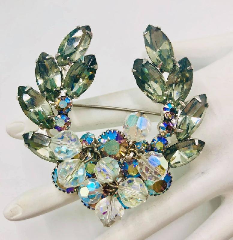 Front view of Gray (black Diamond) Navettes Brooch