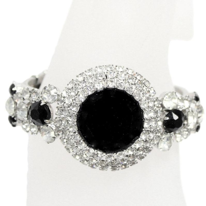 Front view of Black (jet) Dentelle Bracelet Clamper