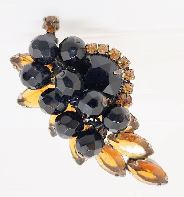 Front view of Black (jet) Navettes Brooch