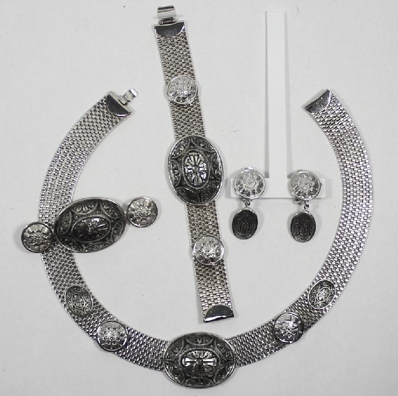 Front view of Black (jet) Cabochons Molded/Cut Brooch