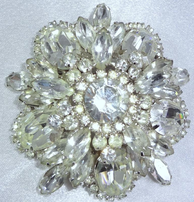 Front view of Clear Oval Brooch