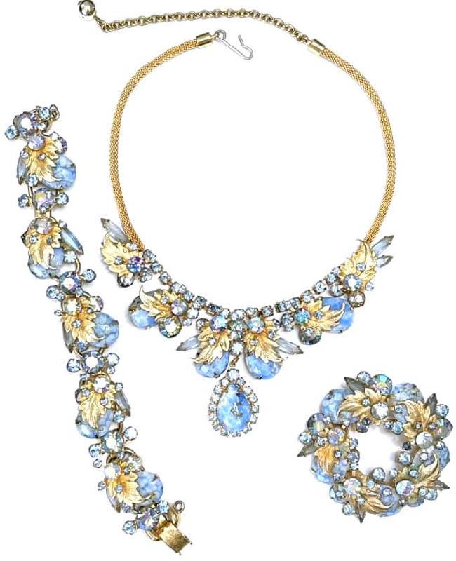 Front view of Blue Cabochons Spotted Necklace
