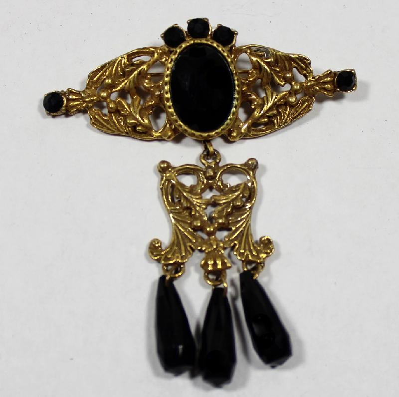 Front view of Black (jet) Oval Brooch