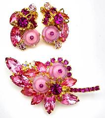 Pink Cabochons Molded/Cut Earrings Clip