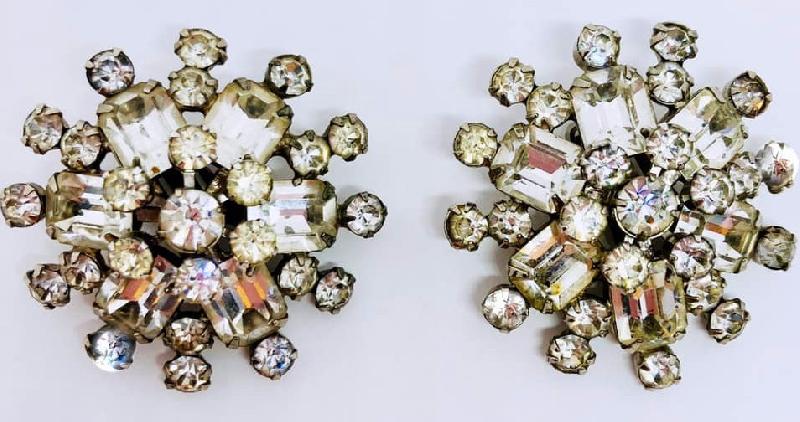 Front view of Clear Emerald Cut Earrings Clip
