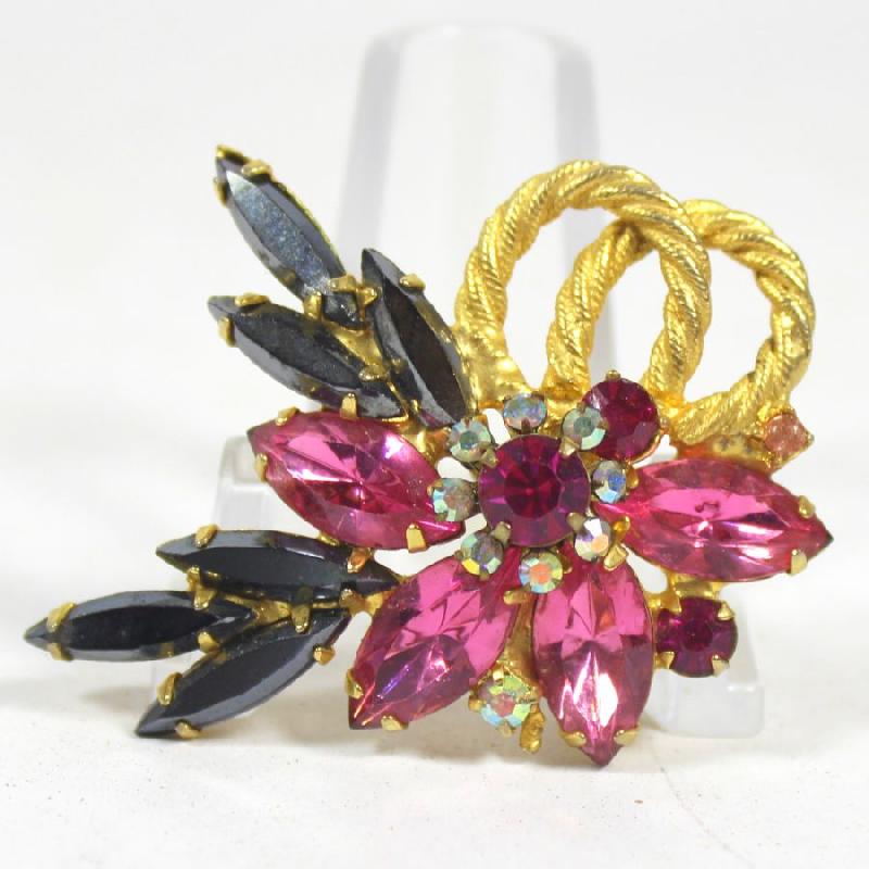 Front view of Hematite Navettes Brooch