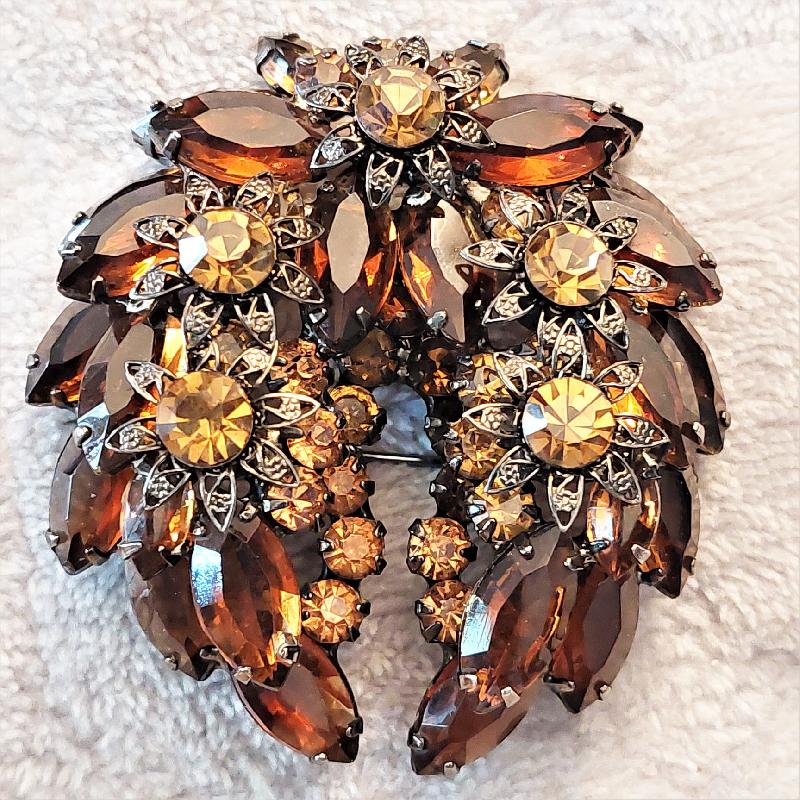 Front view of Topaz Navettes Brooch