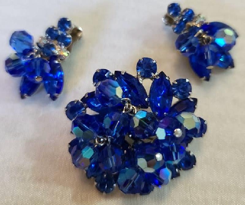 Front view of Blue Navettes Brooch