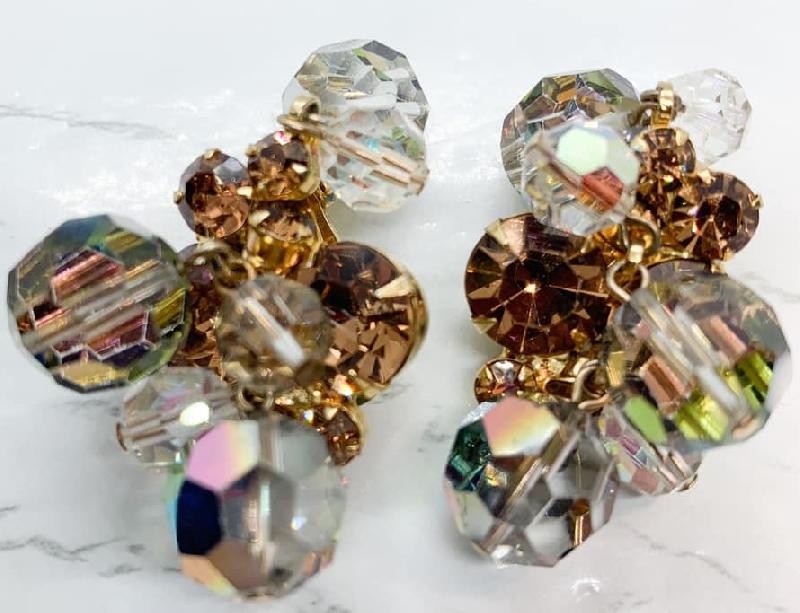 Front view of Topaz Chatons Only Earrings Clip