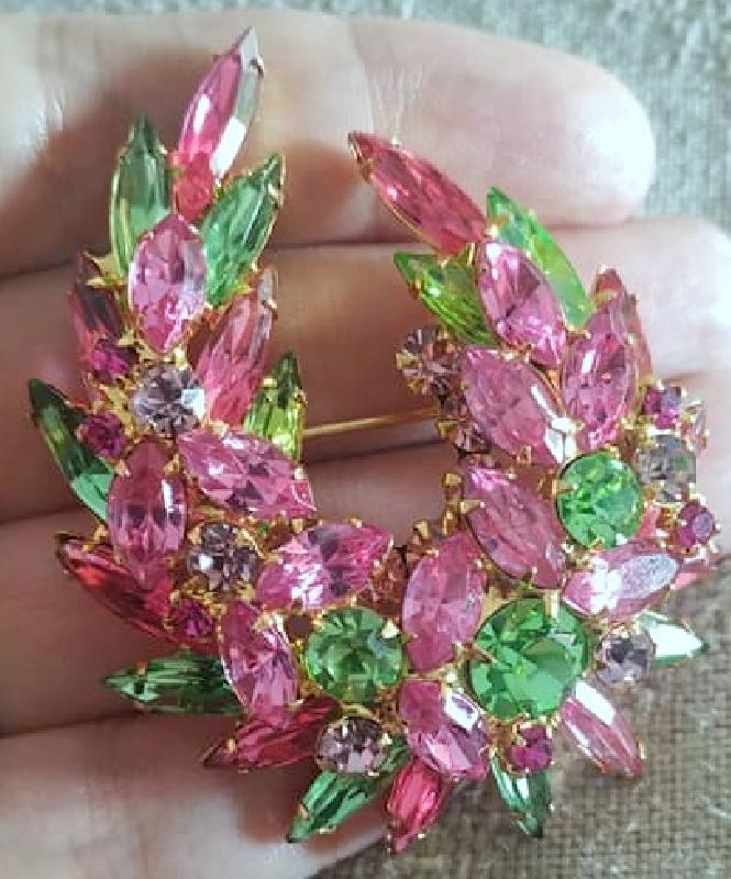 Front view of Pastel Navettes Brooch