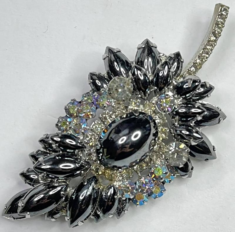 Front view of Hematite Cabochons Brooch