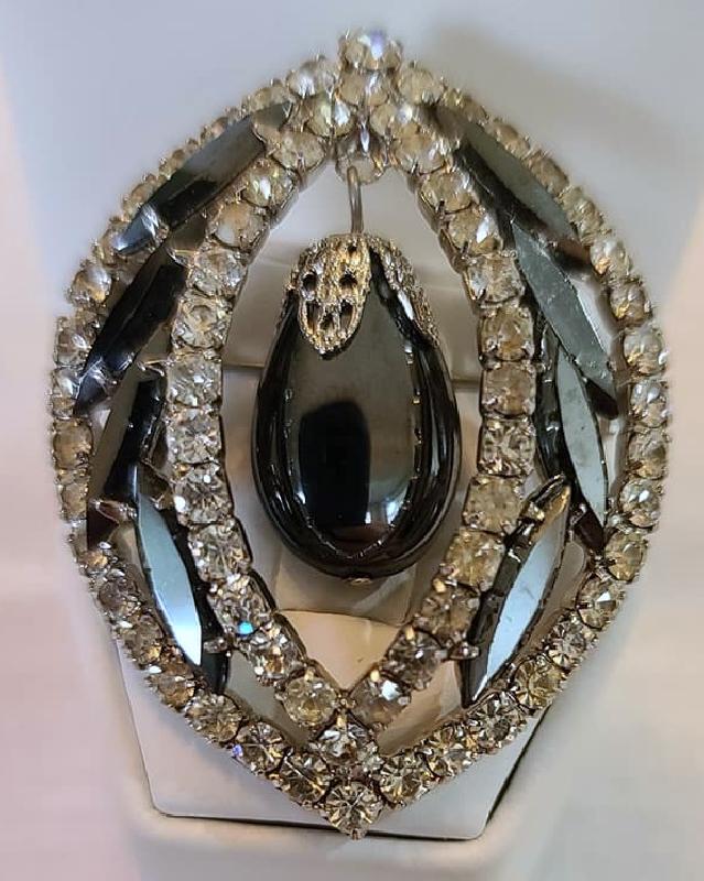 Front view of Hematite Navettes Brooch