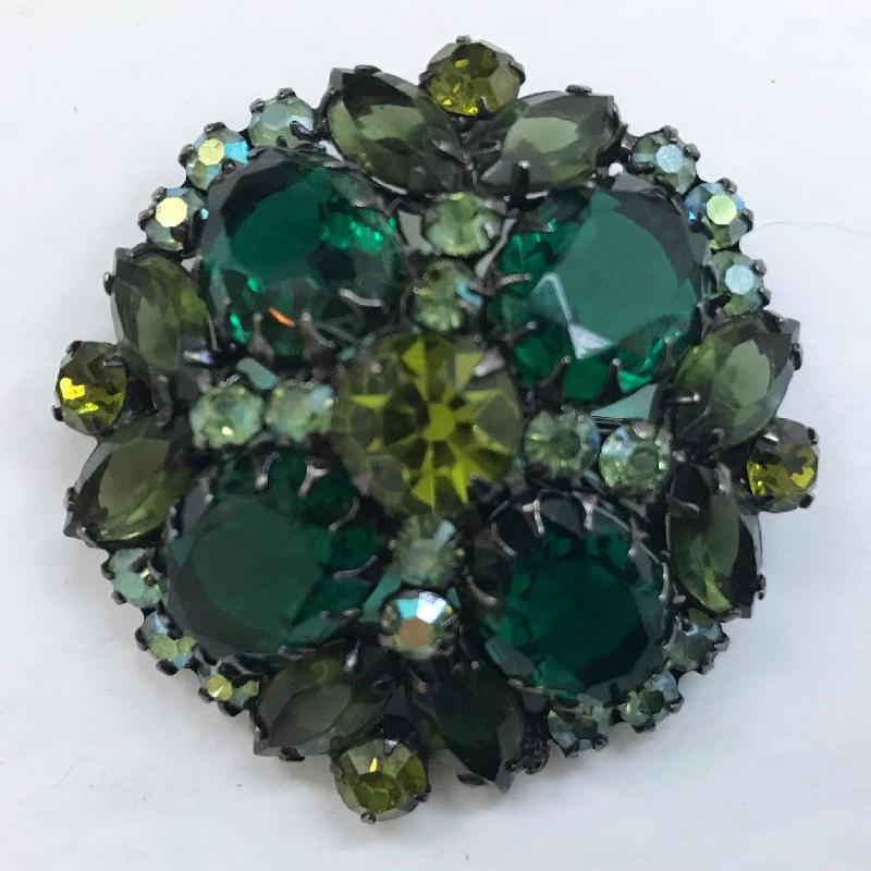 Front view of Green Oval Brooch