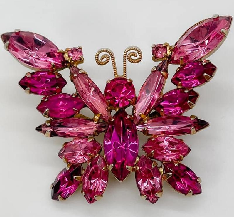 Front view of Pink Navettes Brooch
