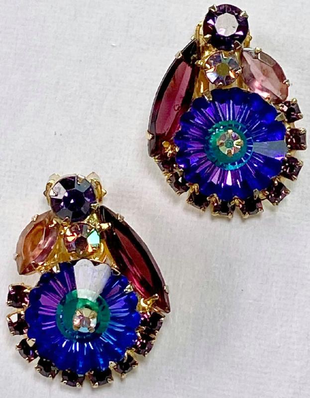 Front view of Purple (cardinal) Navettes Rivoli/Margarita Earrings Clip