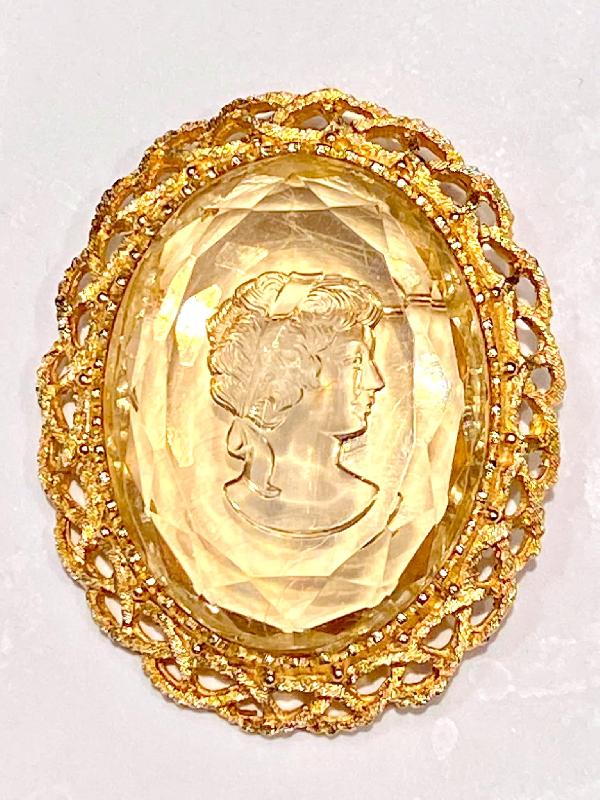 Front view of Clear Cabochons Molded/Cut Brooch