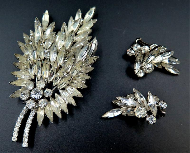 Front view of Clear Navettes Brooch