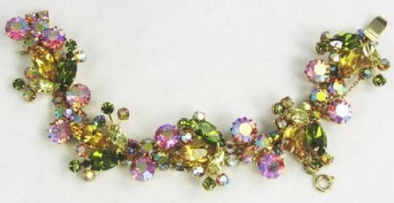 Front view of Pastel Navettes Bracelet Flat Push In