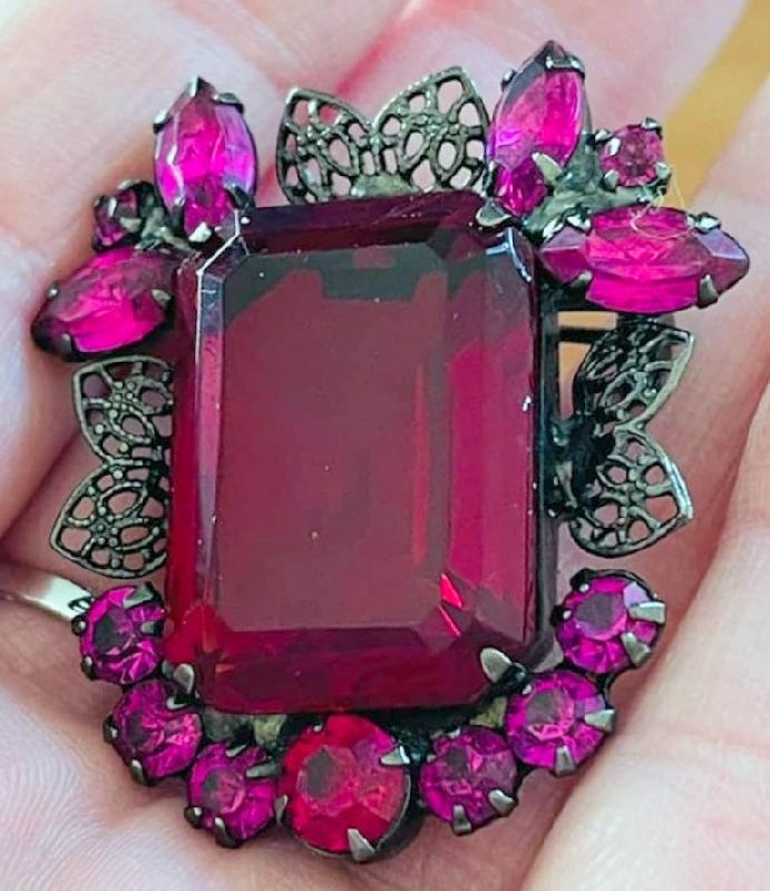 Front view of Pink Emerald Cut Brooch