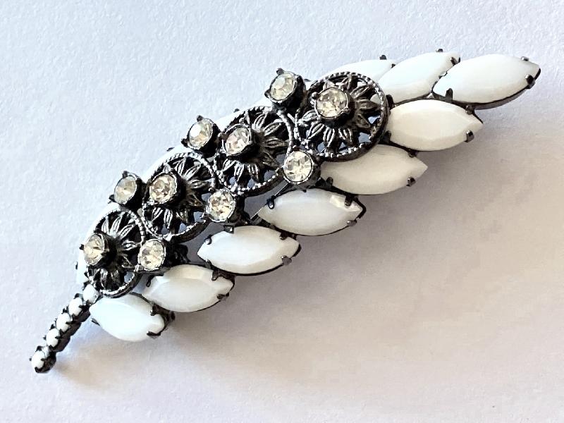Front view of White (chalk Or Milk) Navettes Brooch