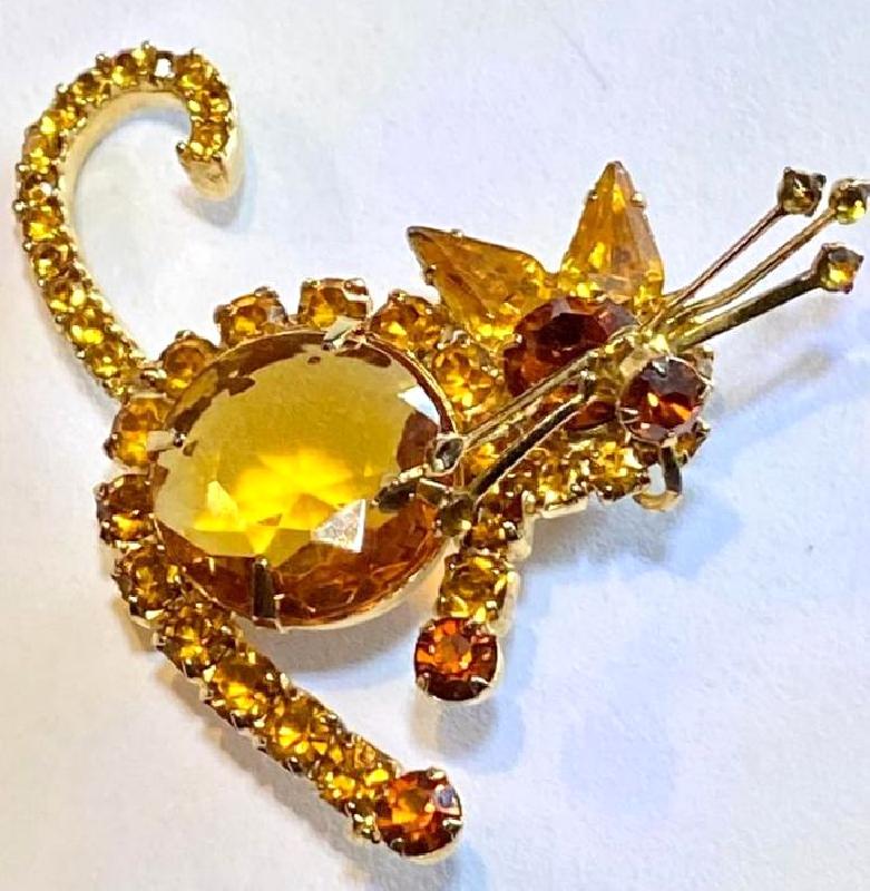 Front view of Topaz Pear Brooch