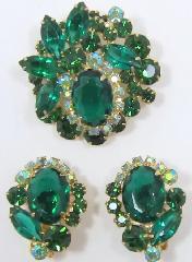 Green Oval Brooch