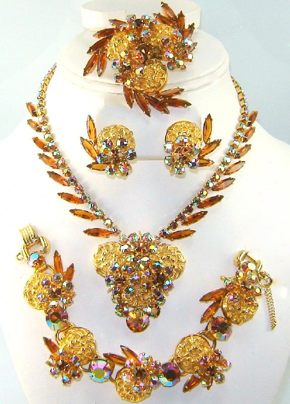 Front view of Topaz Cabochons Molded/Cut Earrings Clip