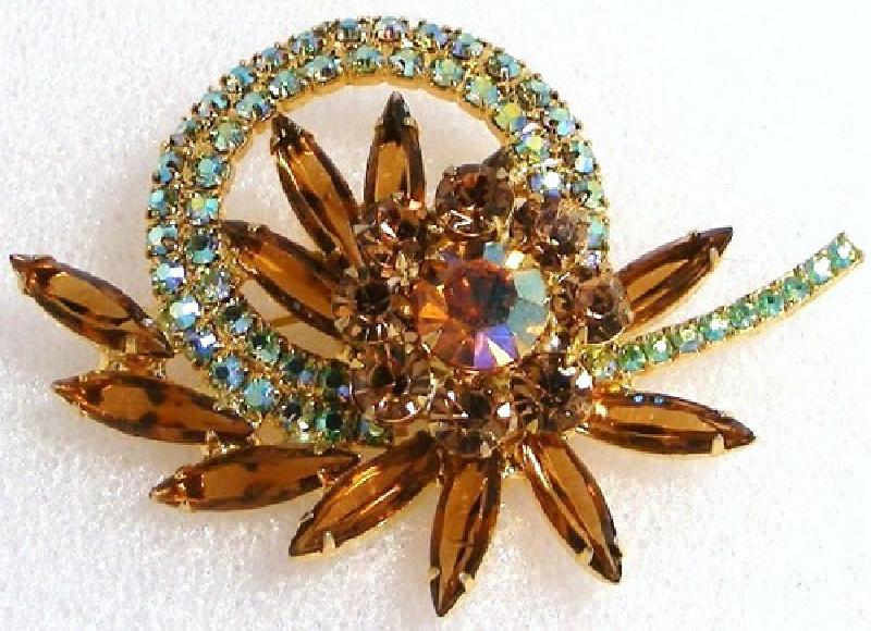 Front view of Topaz Navettes Brooch