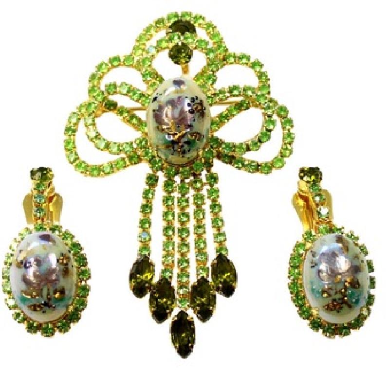 Front view of Green Cabochons Spotted Earrings Clip