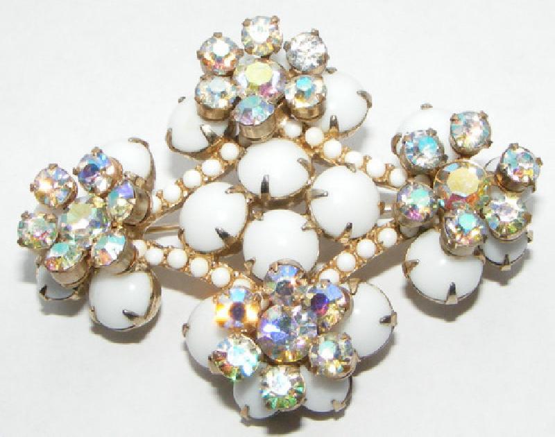 Front view of White (chalk Or Milk) Chatons Only Brooch