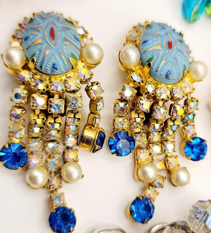 Front view of Blue Cabochons Molded/Cut Earrings Clip