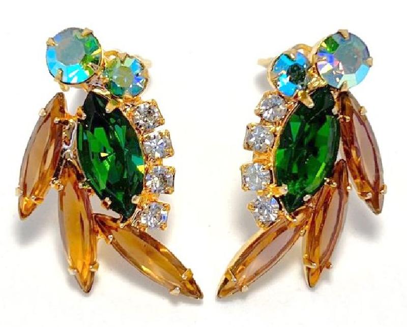 Front view of Fall Navettes Earrings Clip