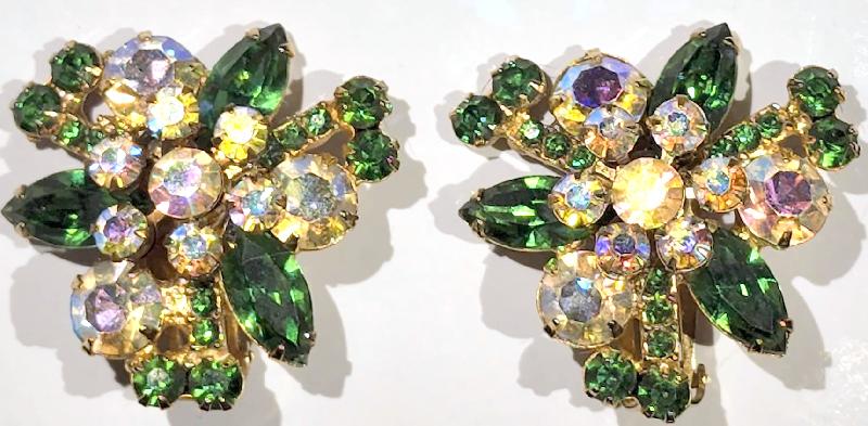 Front view of Green Navettes Earrings Clip