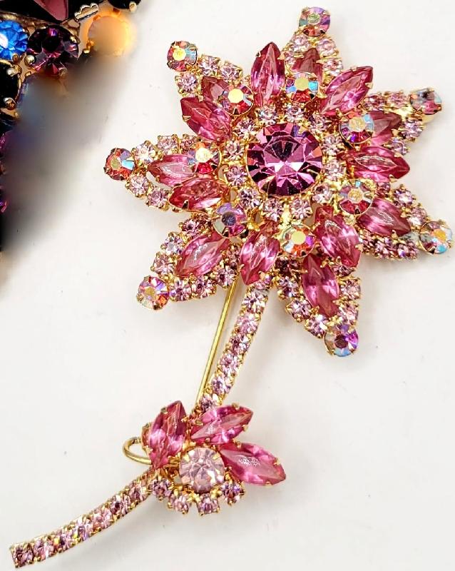 Front view of Pink Navettes Brooch